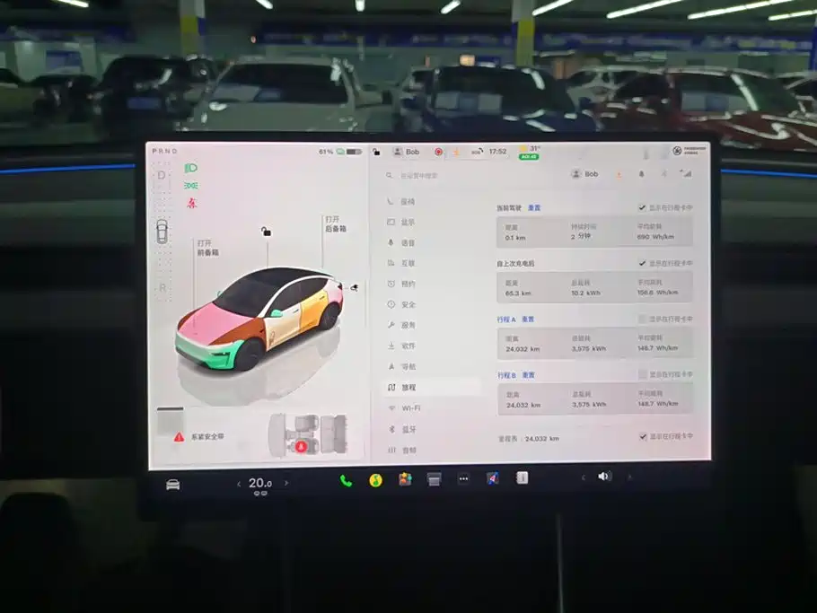 Tesla Model Y — миниатюра 14
