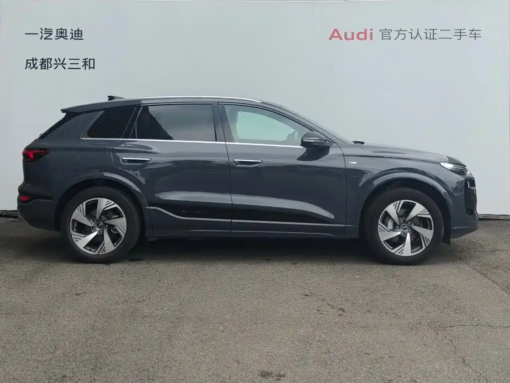 Audi Q6L e-tron — миниатюра 3
