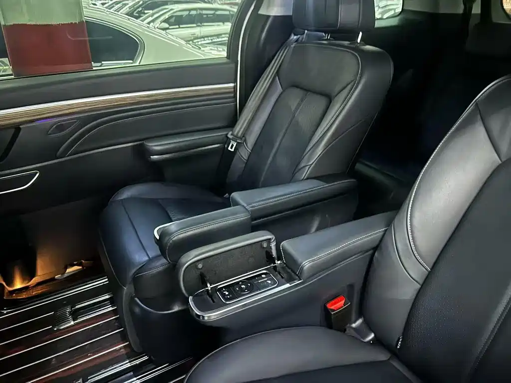 GAC Motor Trumpchi M8 — миниатюра 6
