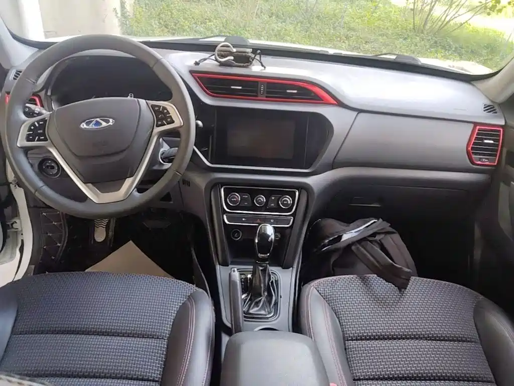 Chery Tiggo 3 — миниатюра 10
