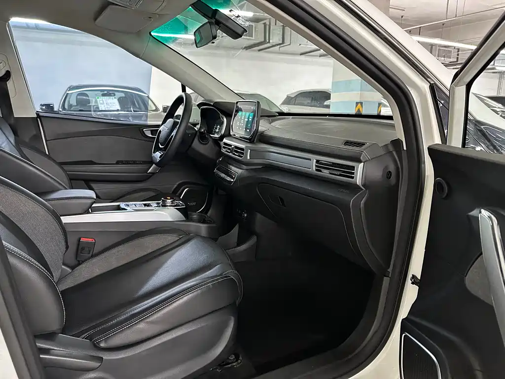 BAIC EX3 — миниатюра 17