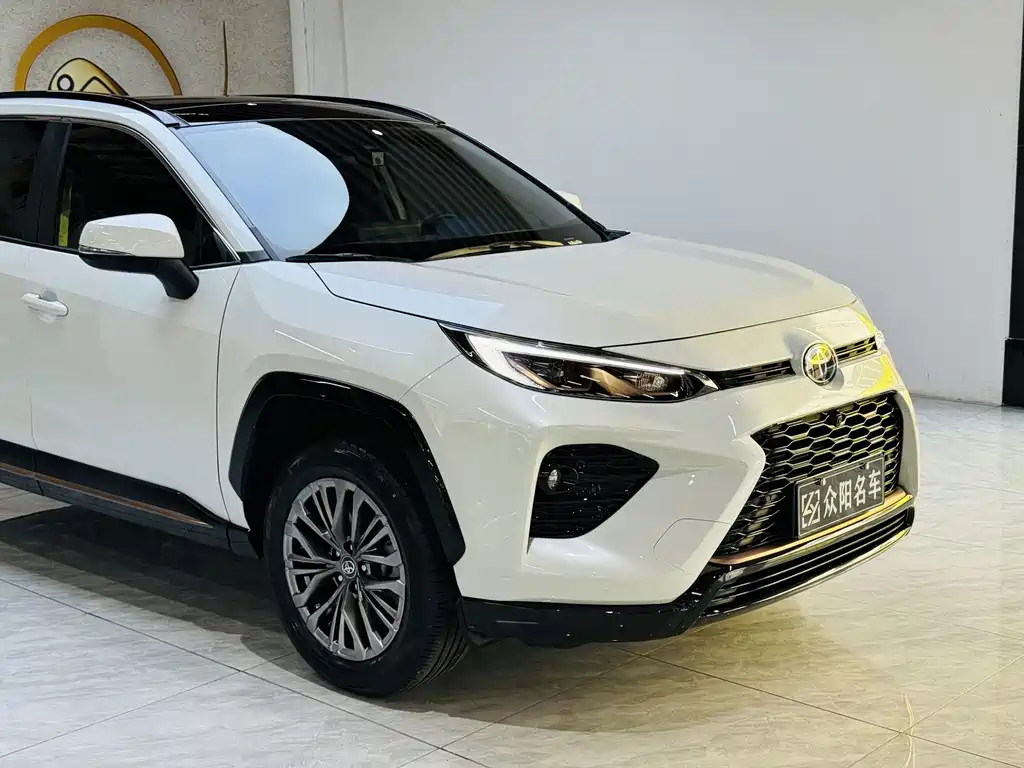 Toyota Wildlander — миниатюра 5
