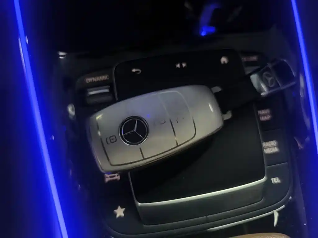 Mercedes-Benz GLB — миниатюра 9