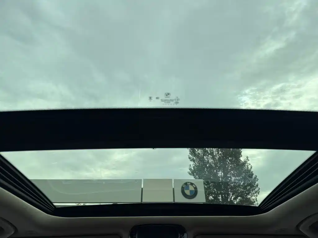 BMW i3 — миниатюра 10