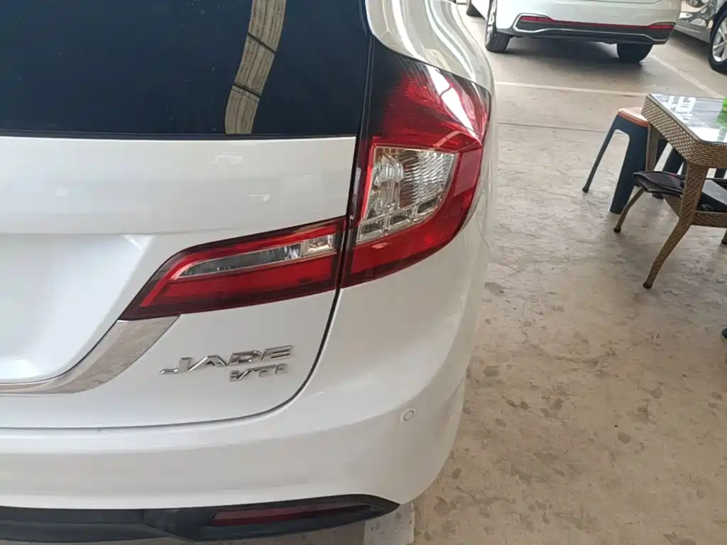 Honda Jade — миниатюра 8