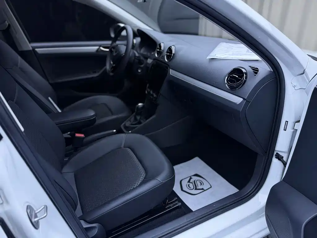 Jetta VA3 — миниатюра 9