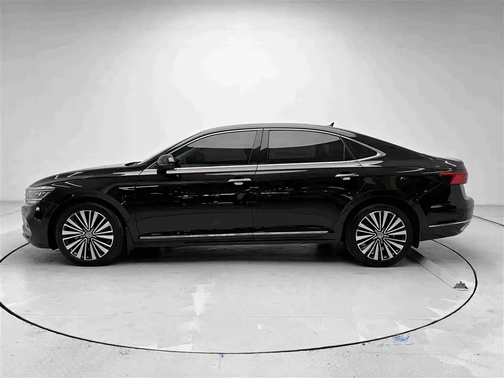 Volkswagen Passat — миниатюра 16