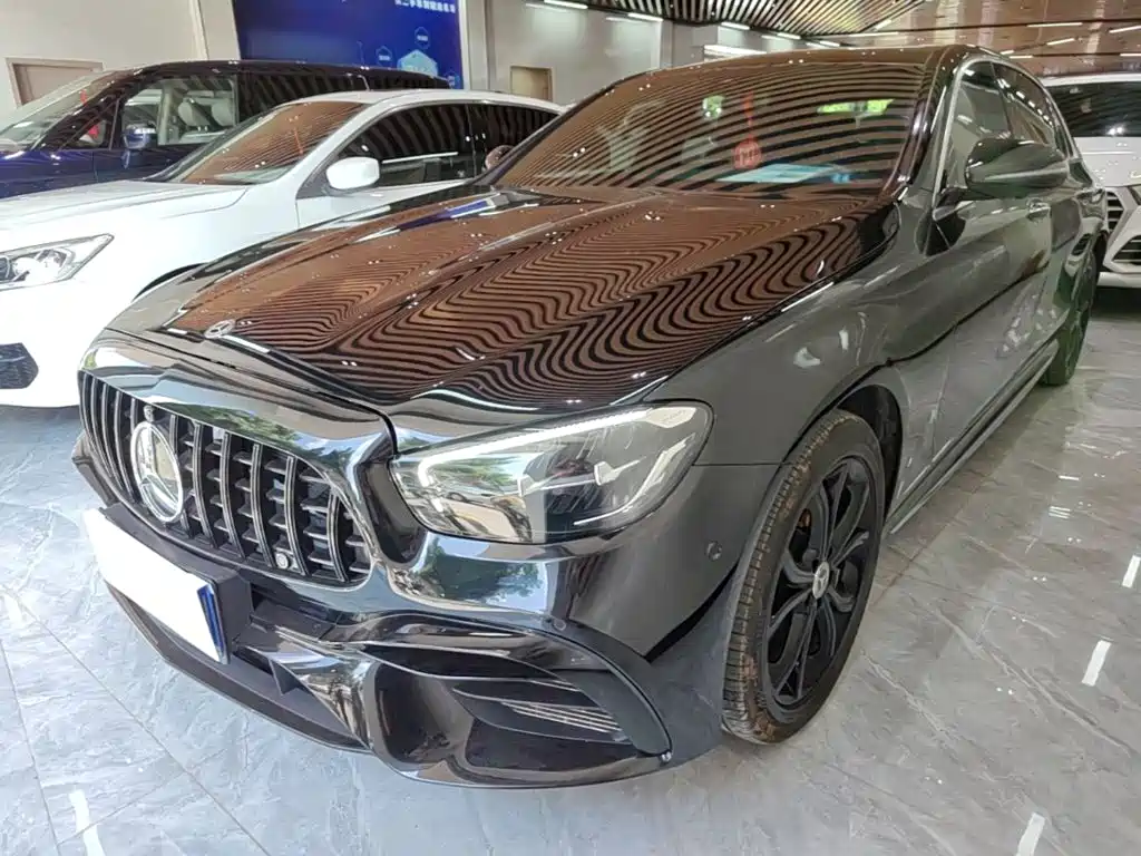 Mercedes-Benz E-Class — миниатюра 2