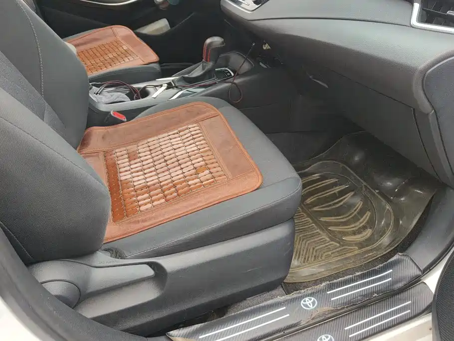 Toyota Corolla — миниатюра 8