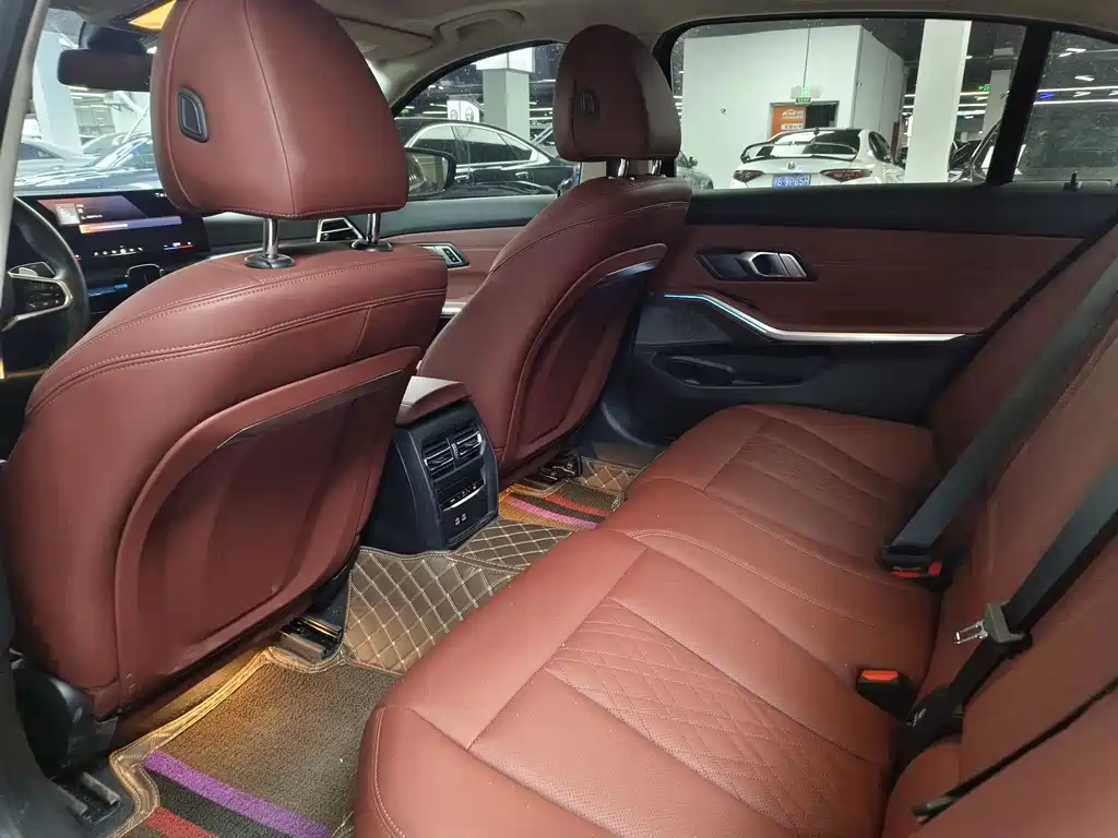 BMW 3 Series — миниатюра 7