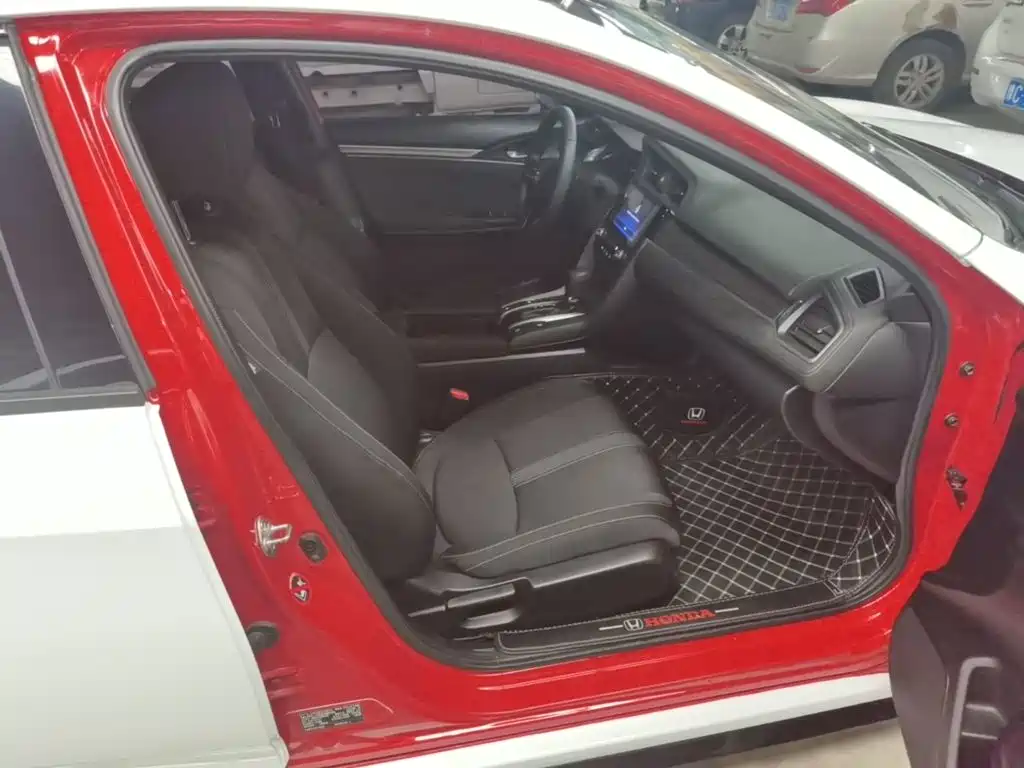 Honda Civic — миниатюра 25