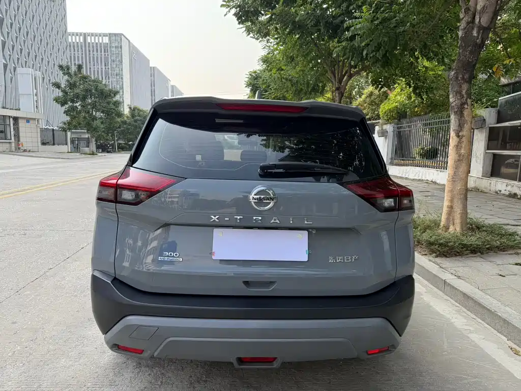 Nissan X-Trail — миниатюра 8