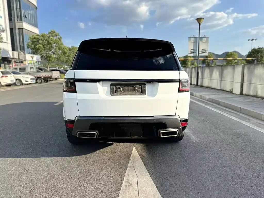 Land Rover Sport PHEV — миниатюра 4