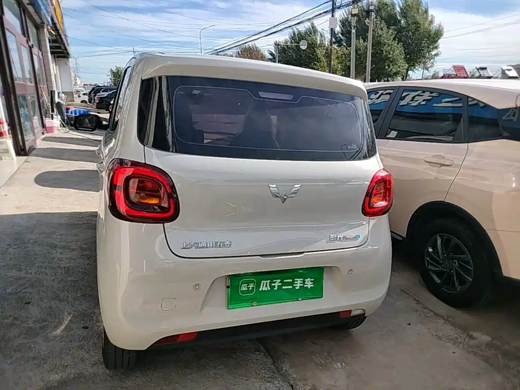 Wuling MINIEV — миниатюра 6