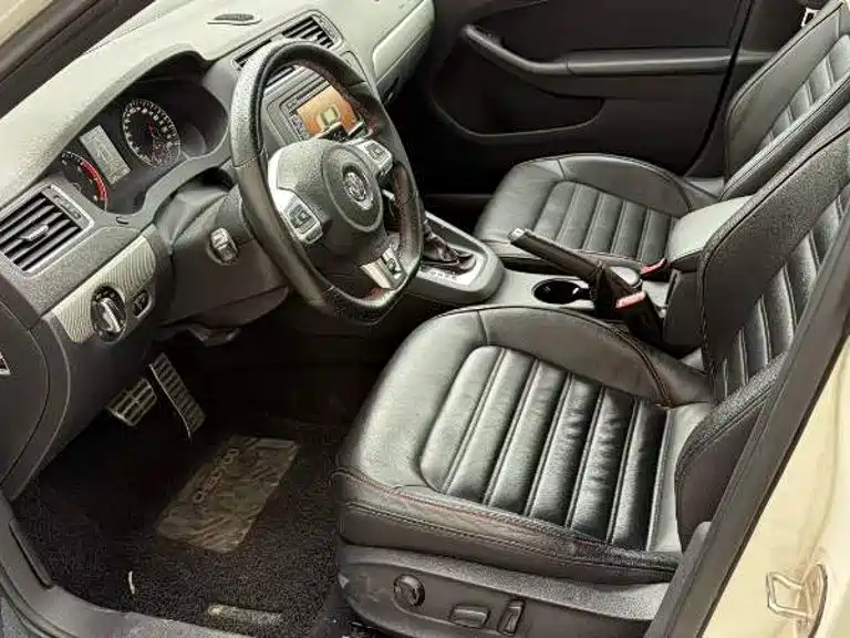 Volkswagen Sagitar — миниатюра 5