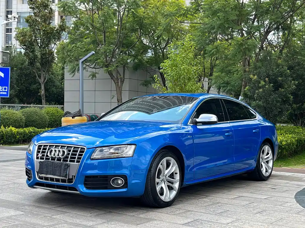 Audi S5