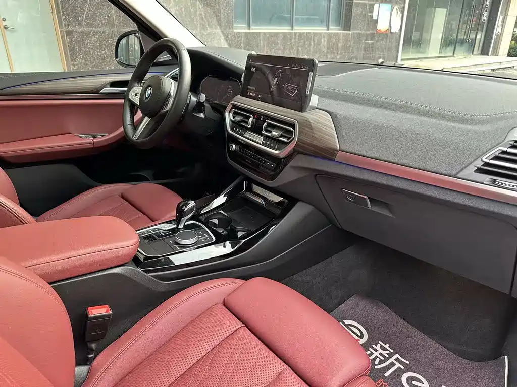 BMW X3 — миниатюра 9