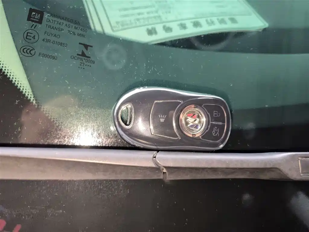 Buick Regal - фото 8