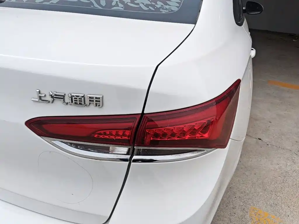 Buick Excelle — миниатюра 8