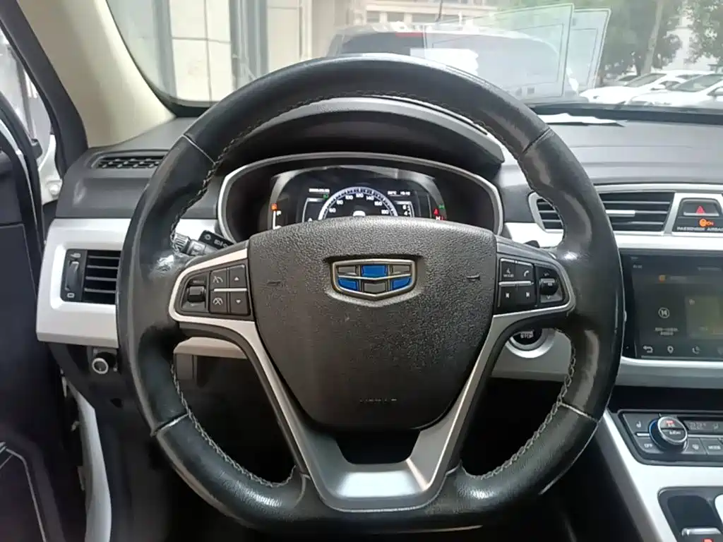 Geely Boyue — миниатюра 11