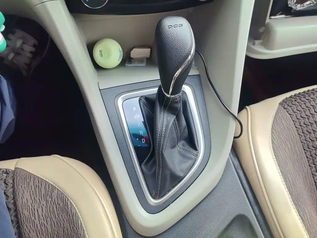Buick Excelle — миниатюра 10