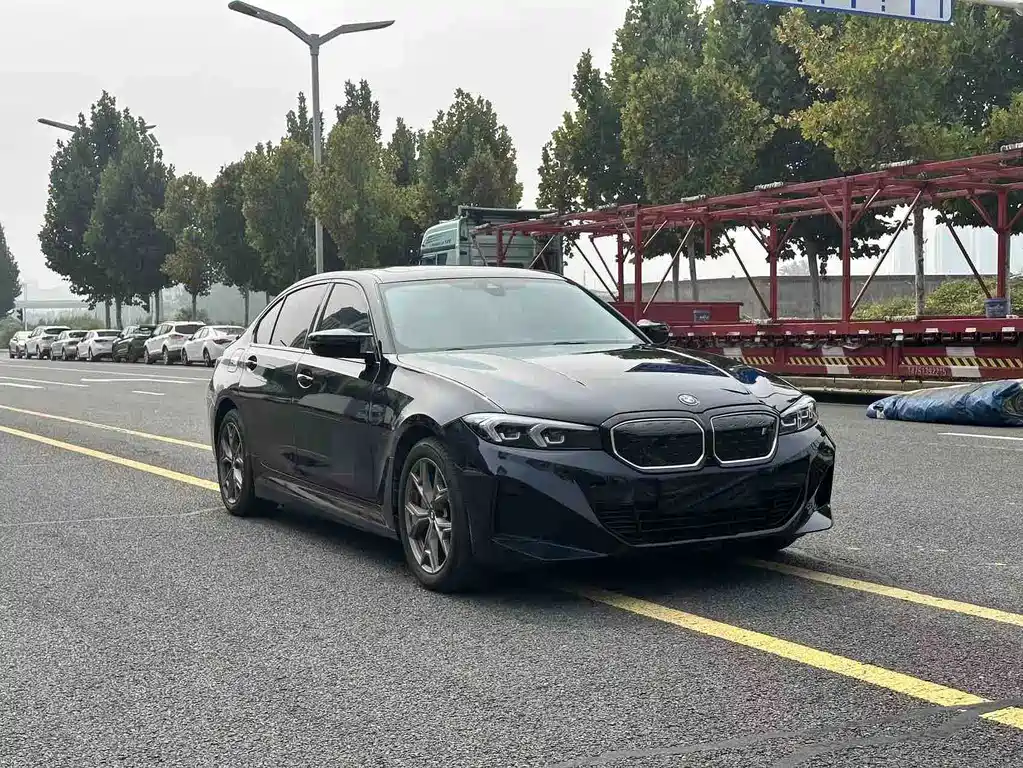 BMW i3 — миниатюра 4