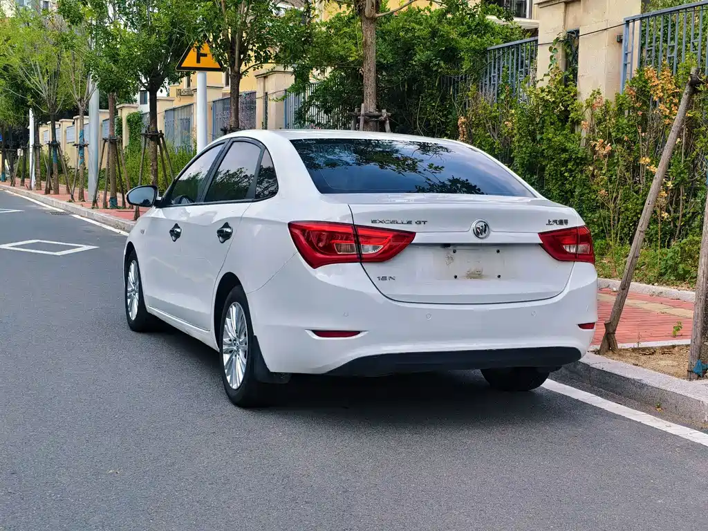 Buick Excelle — миниатюра 13