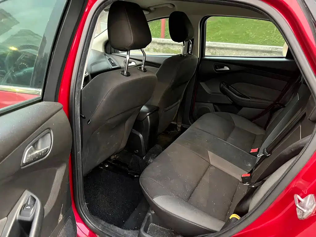 Ford Focus — миниатюра 9