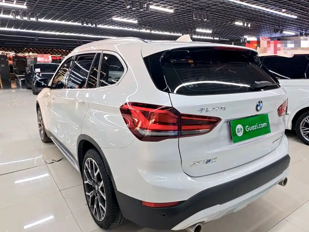 BMW X1 2022 — фото 4