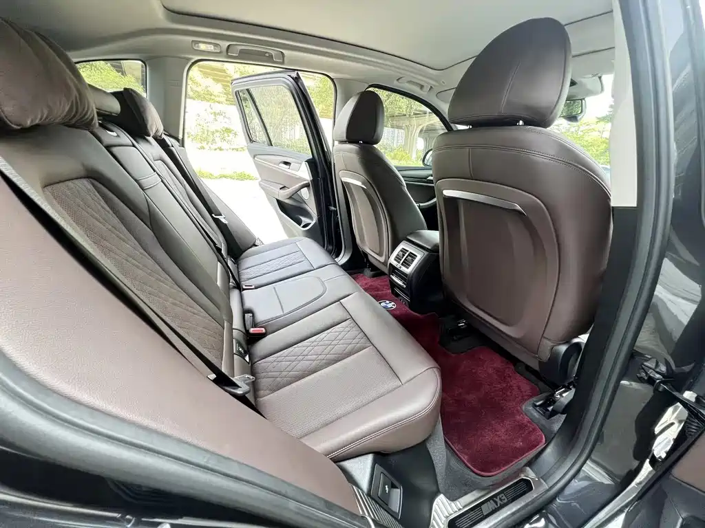 BMW X3 — миниатюра 7