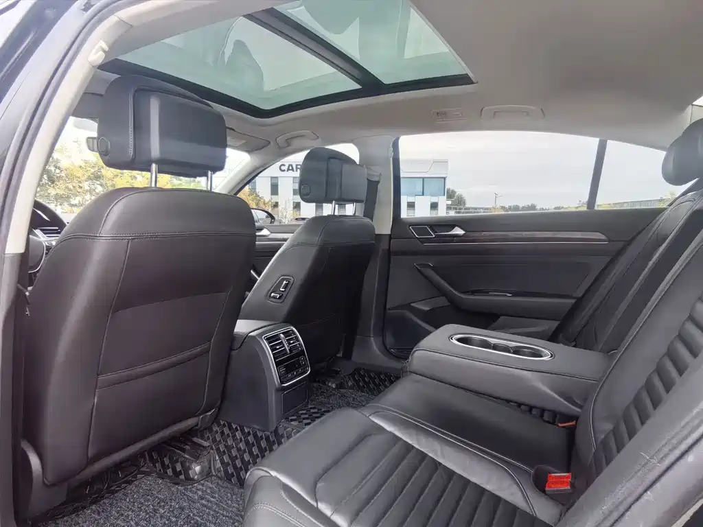Volkswagen Magotan — миниатюра 6