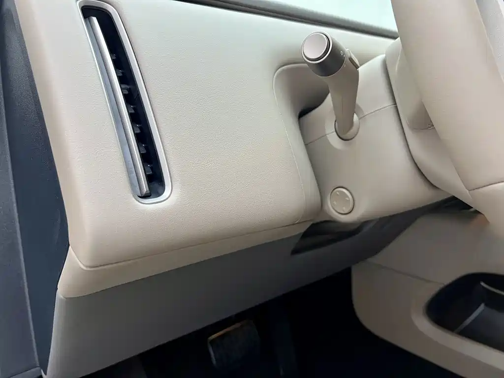 Li Auto Li L6 — миниатюра 31