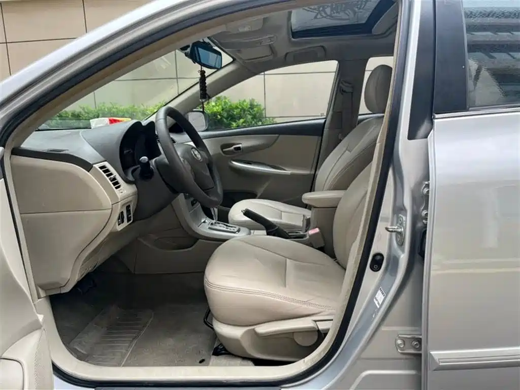 Toyota Corolla 2009 1.8L AT GLX-i
