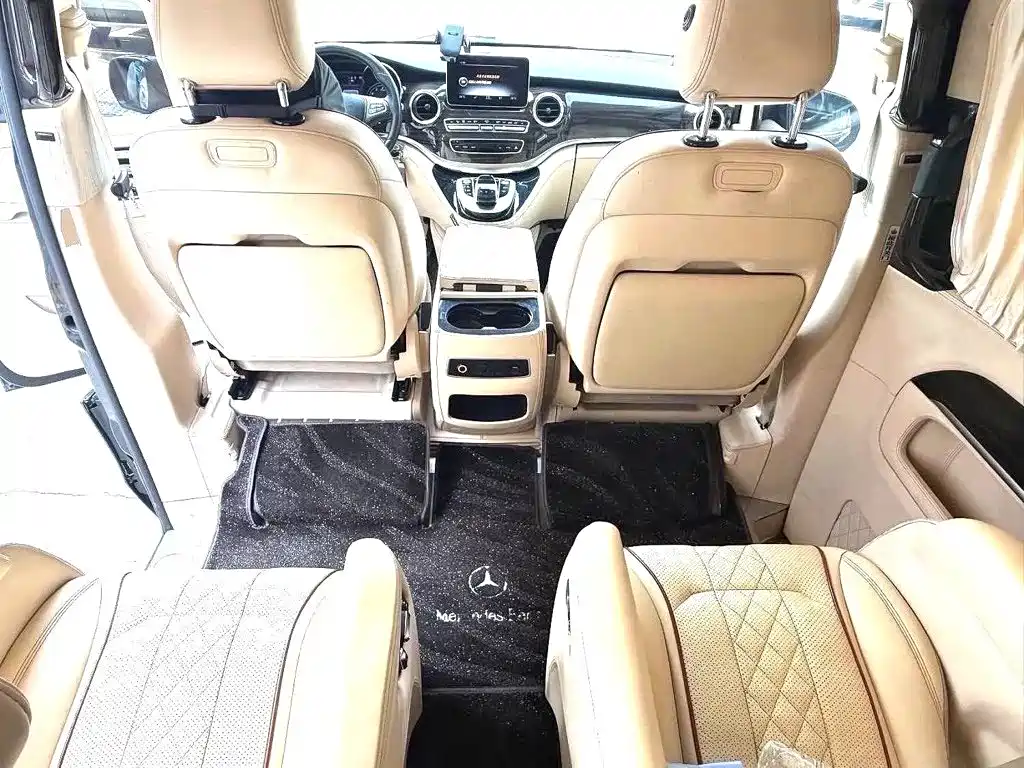 Mercedes-Benz V-Class — миниатюра 8