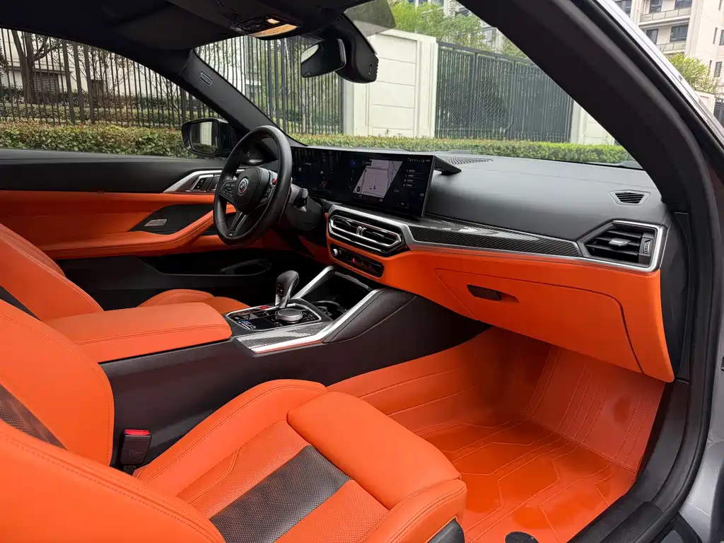 BMW M4 2023 — фото 12