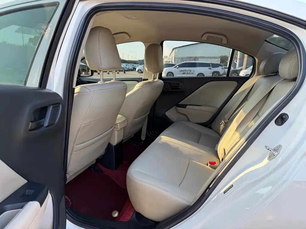 Honda City — миниатюра 8