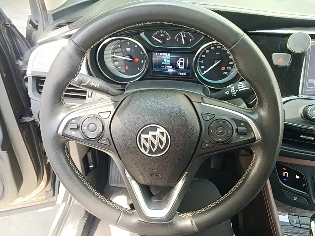 Buick Envision Plus — миниатюра 11