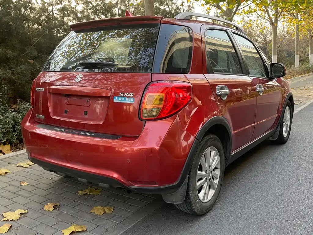 Suzuki SX4 2013 1.6L MT