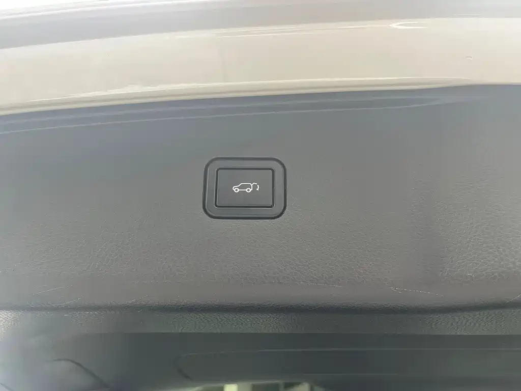 Changan CS95 — миниатюра 26