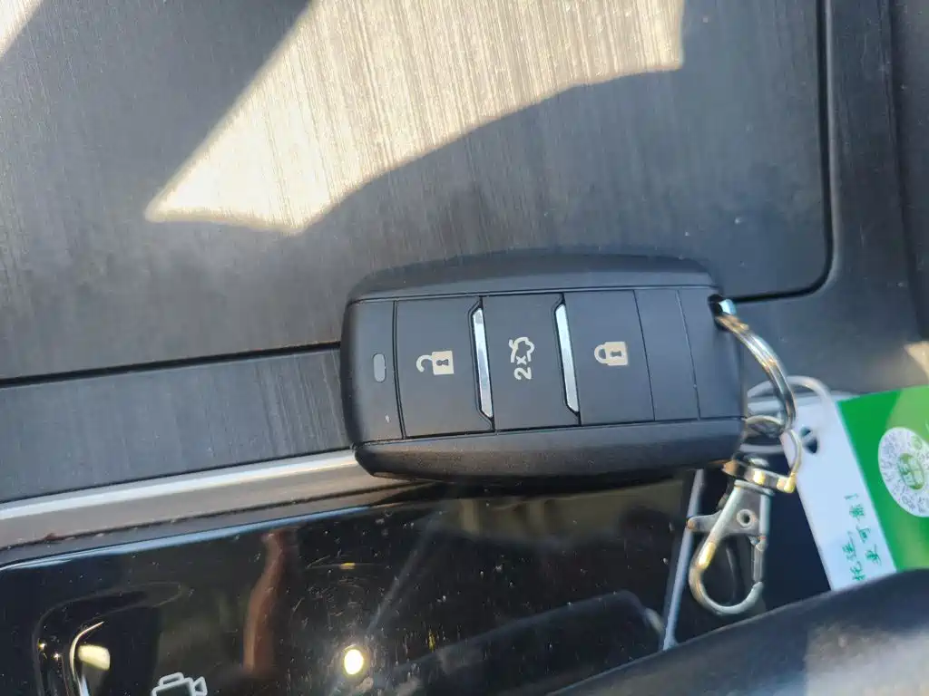 Changan CS55 EV — миниатюра 9