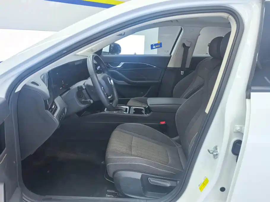 Bestune B70 — миниатюра 9