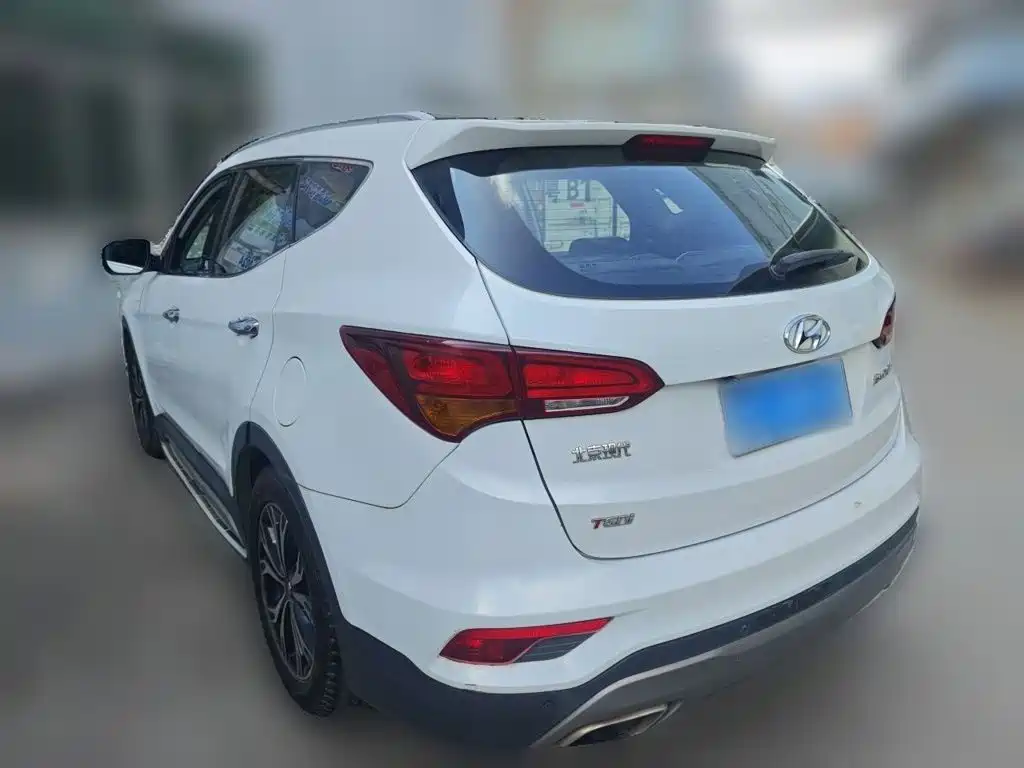 Hyundai Santa Fe — миниатюра 25