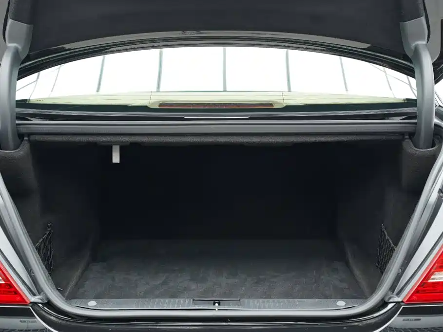 Mercedes-Benz S-Class — миниатюра 34