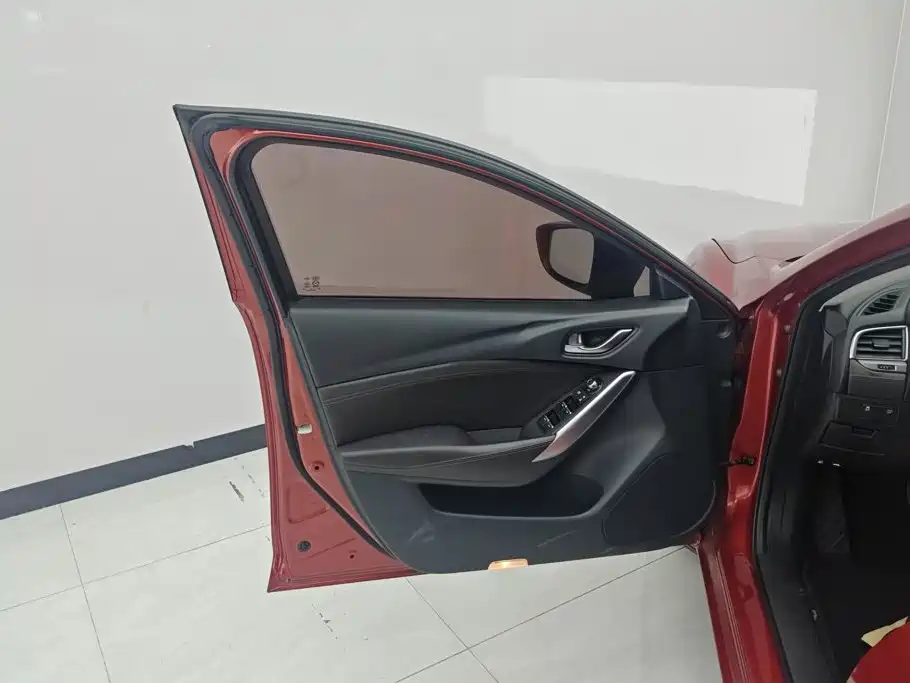 Mazda Atenza — миниатюра 7