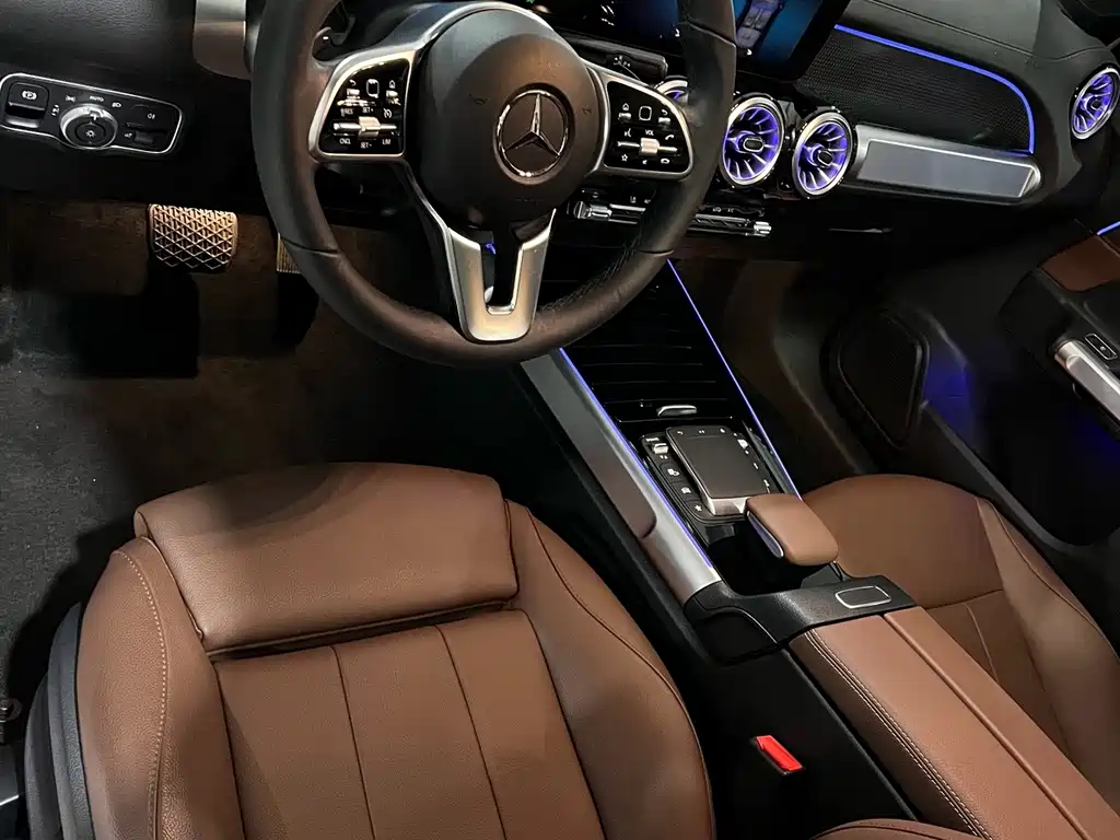 Mercedes-Benz GLB — миниатюра 7