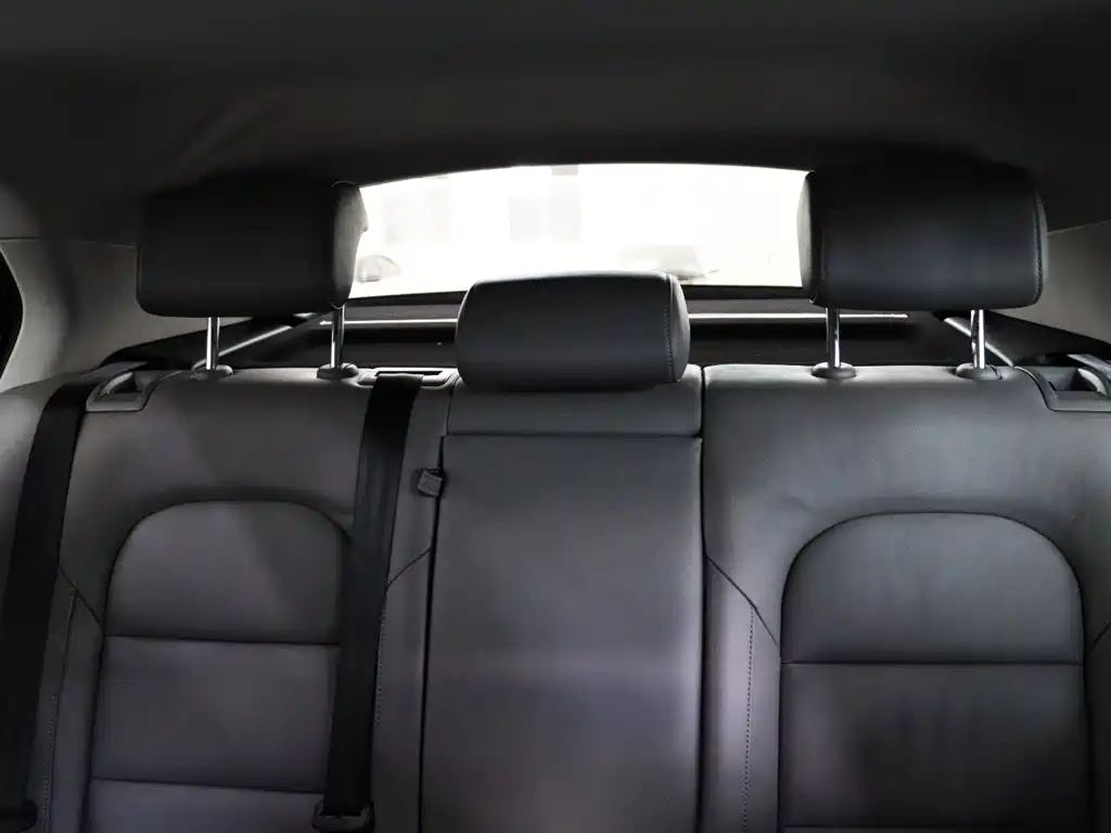 Skoda Superb — миниатюра 16