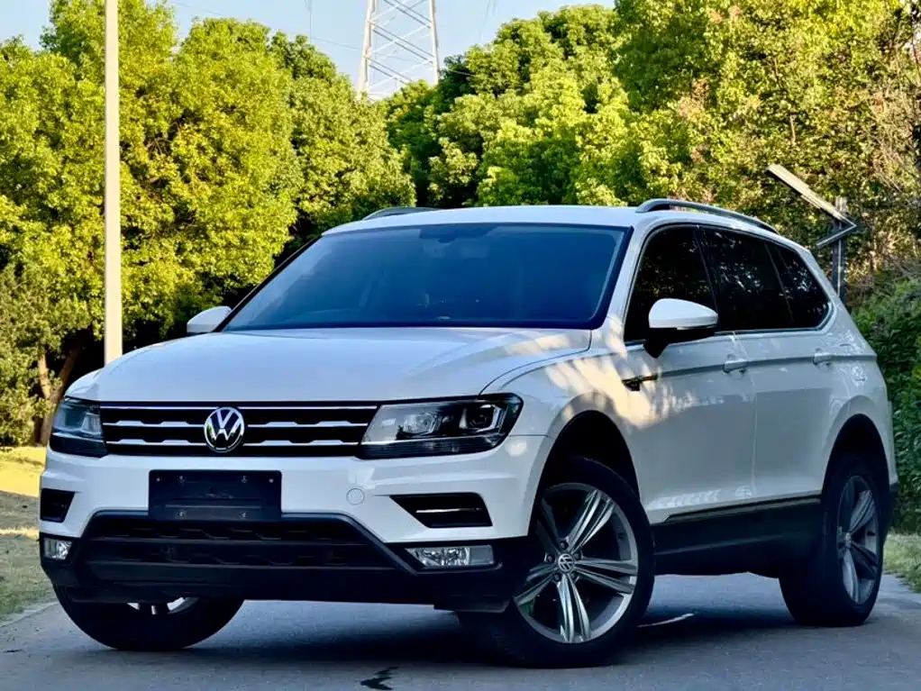 Volkswagen Tiguan L — миниатюра 9