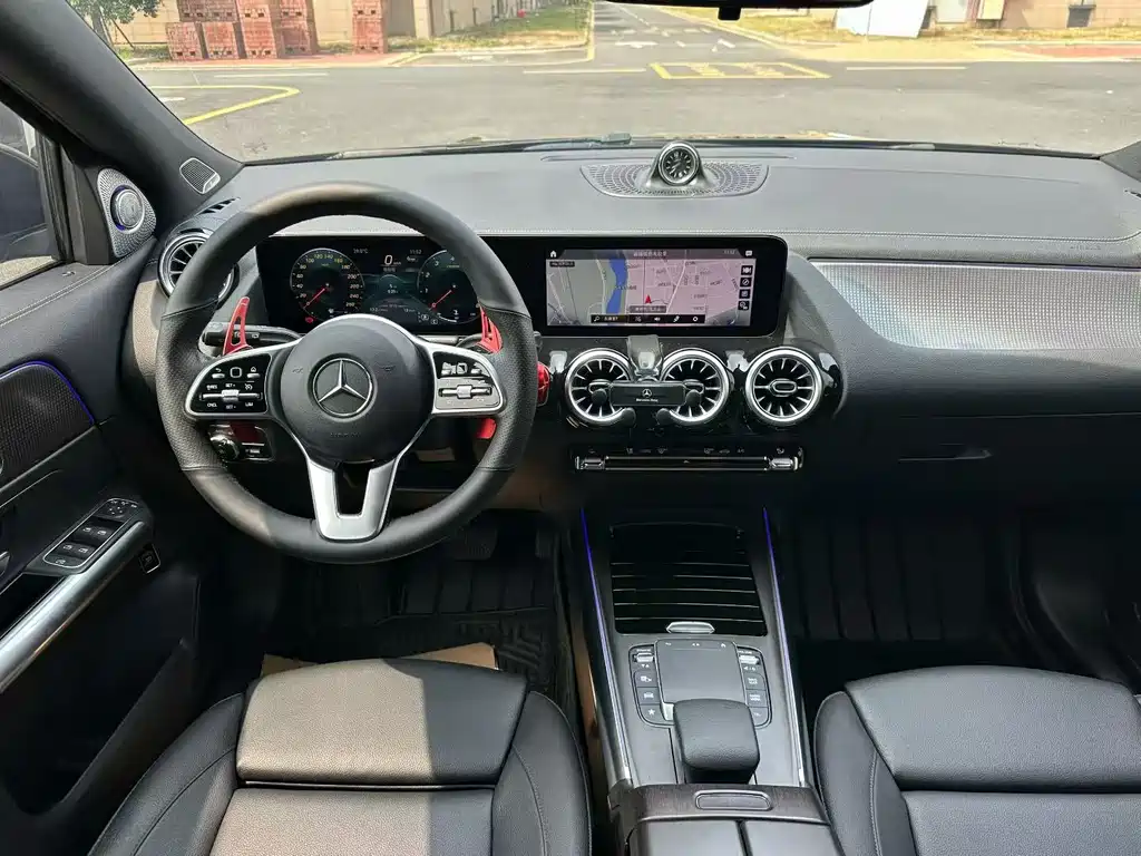 Mercedes-Benz GLA — миниатюра 6
