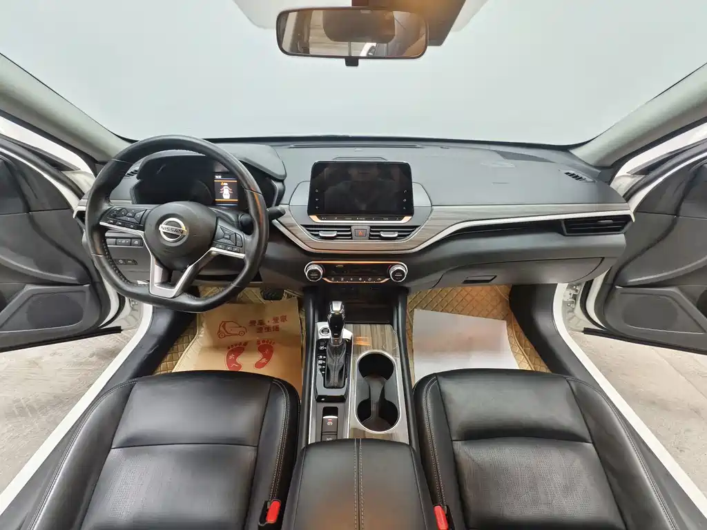 Nissan Teana — миниатюра 9