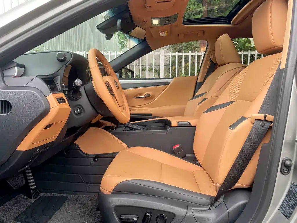 Lexus ES — миниатюра 4